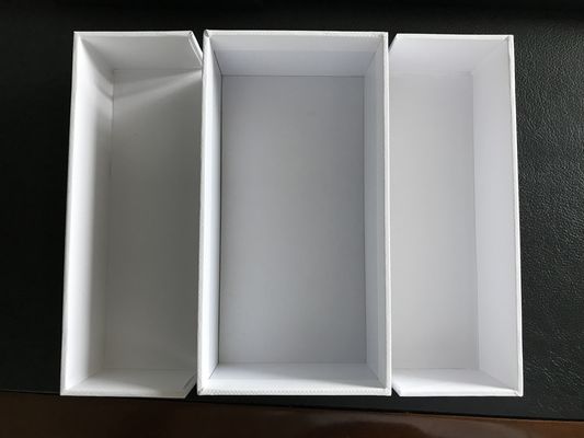 Imballaggio duro 1C 4C Matte Lamination di Libro Bianco dei contenitori di regalo della copertina dura CMYK